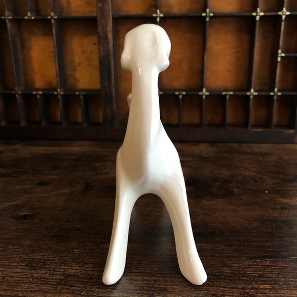 Vintage Elegant White Ceramic Greyhound MCM Figurine - Picture 5 of 10